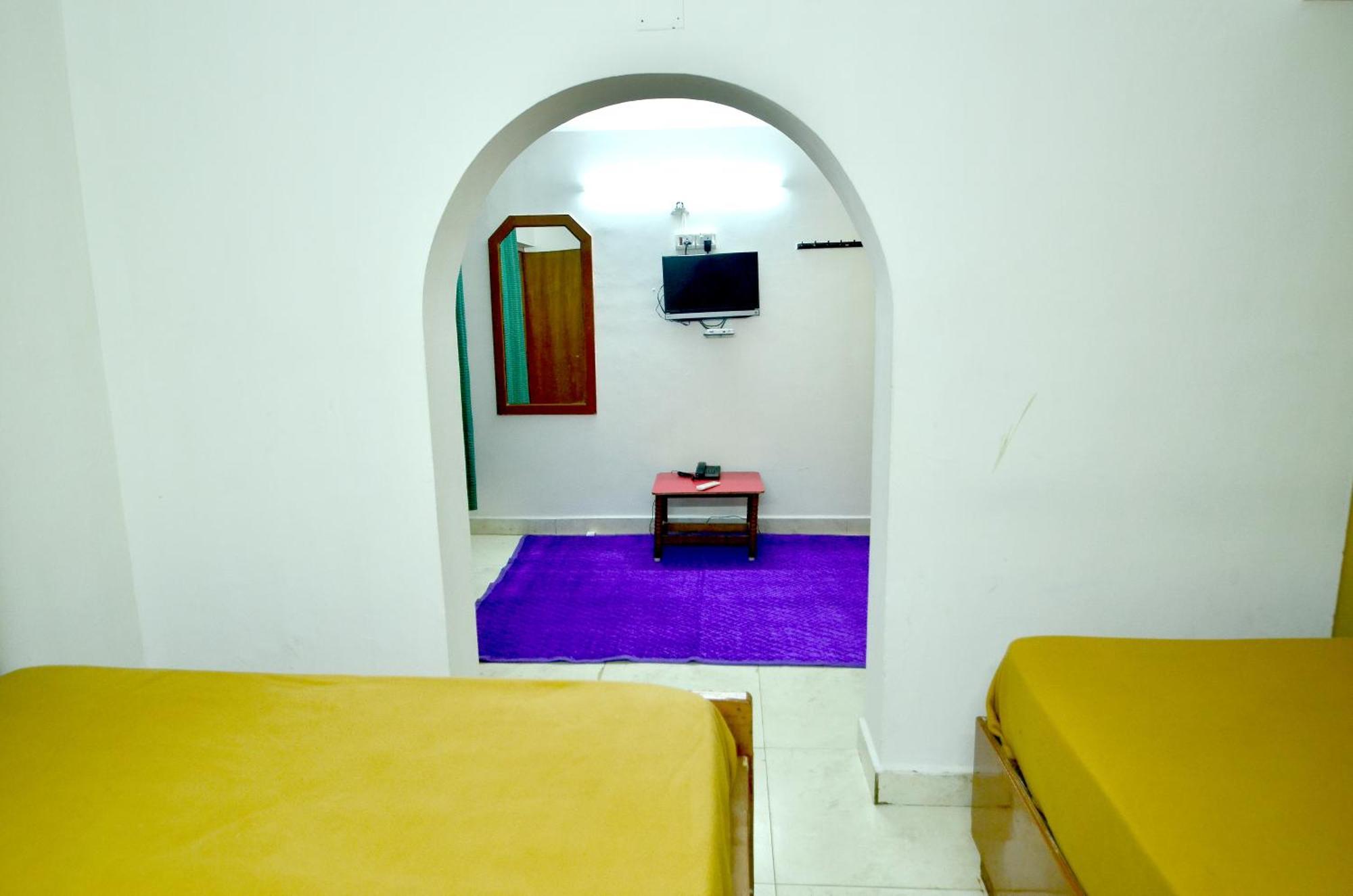 Estay Sk Residency Утакаманд Экстерьер фото