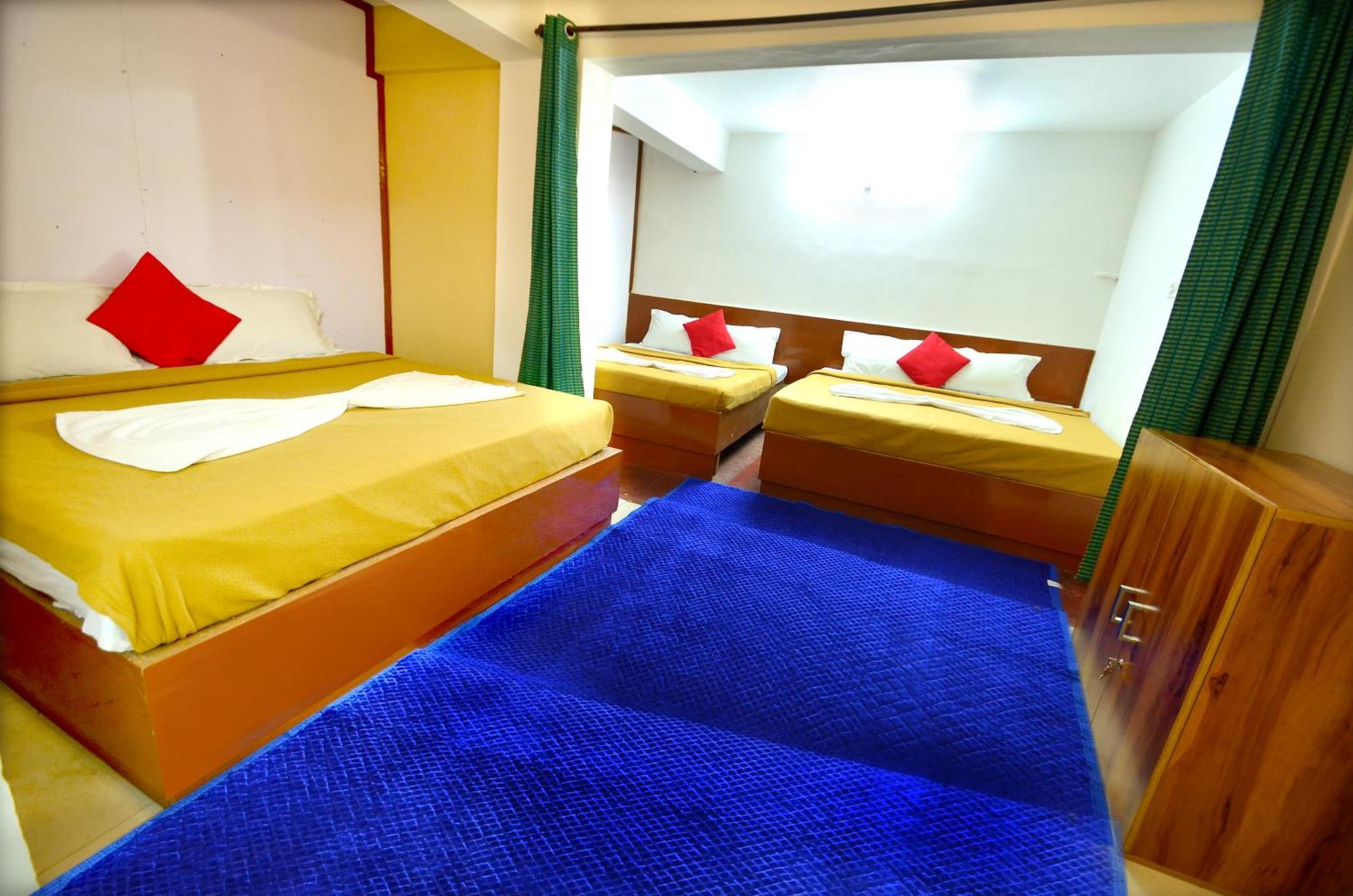 Estay Sk Residency Утакаманд Экстерьер фото